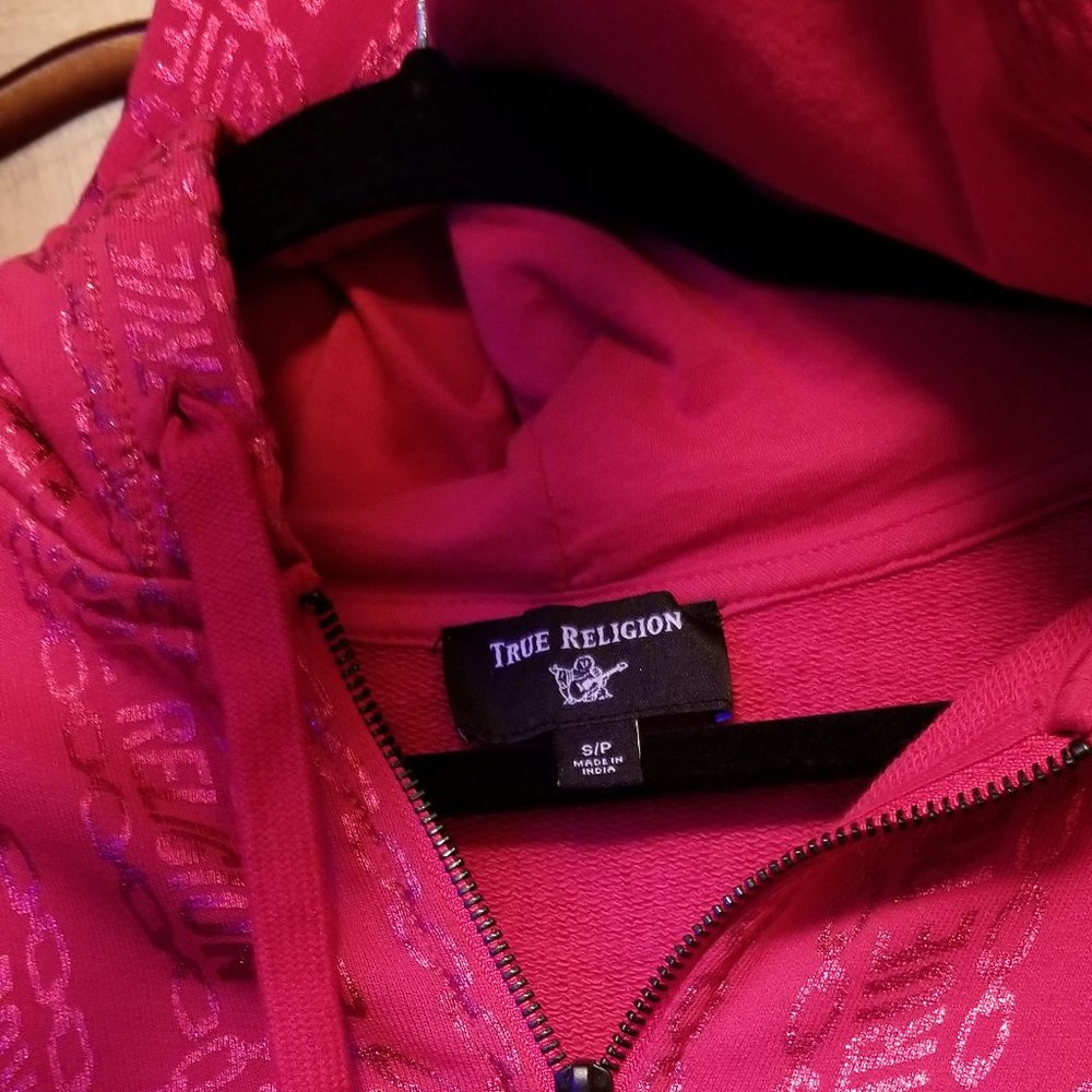 True Religion - Picture 2 of 5